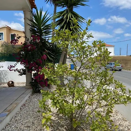 Casa Do Canto - Uma Casa No Campo, Perto Da Praia. Óbidos