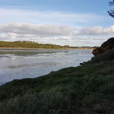 Casa de Férias Casa Do Canto - Uma Casa No Campo, Perto Da Praia.